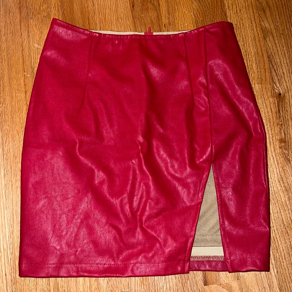 Red leather skirt, women’s XS
